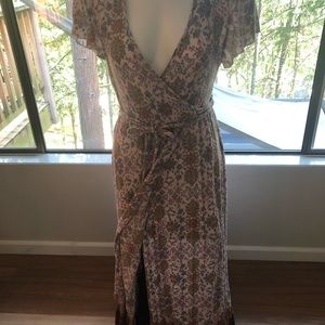 Flowy summer maxi dress